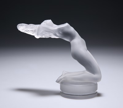 Lot 33 - RENÉ LALIQUE (FRENCH, 1860-1945), A 'CHRYSIS' CAR MASCOT