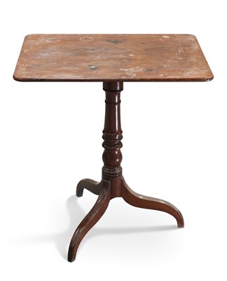 Lot 707 - AN EARLY 19TH CENTURY MAHOGANY TILT-TOP TRIPOD TABLE