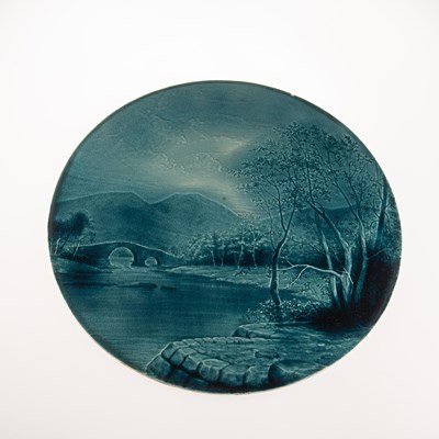 Lot 91 - HAROLD LEACH FOR BURMANTOFTS, A FAÏENCE POTTERY CIRCULAR WALL PLAQUE