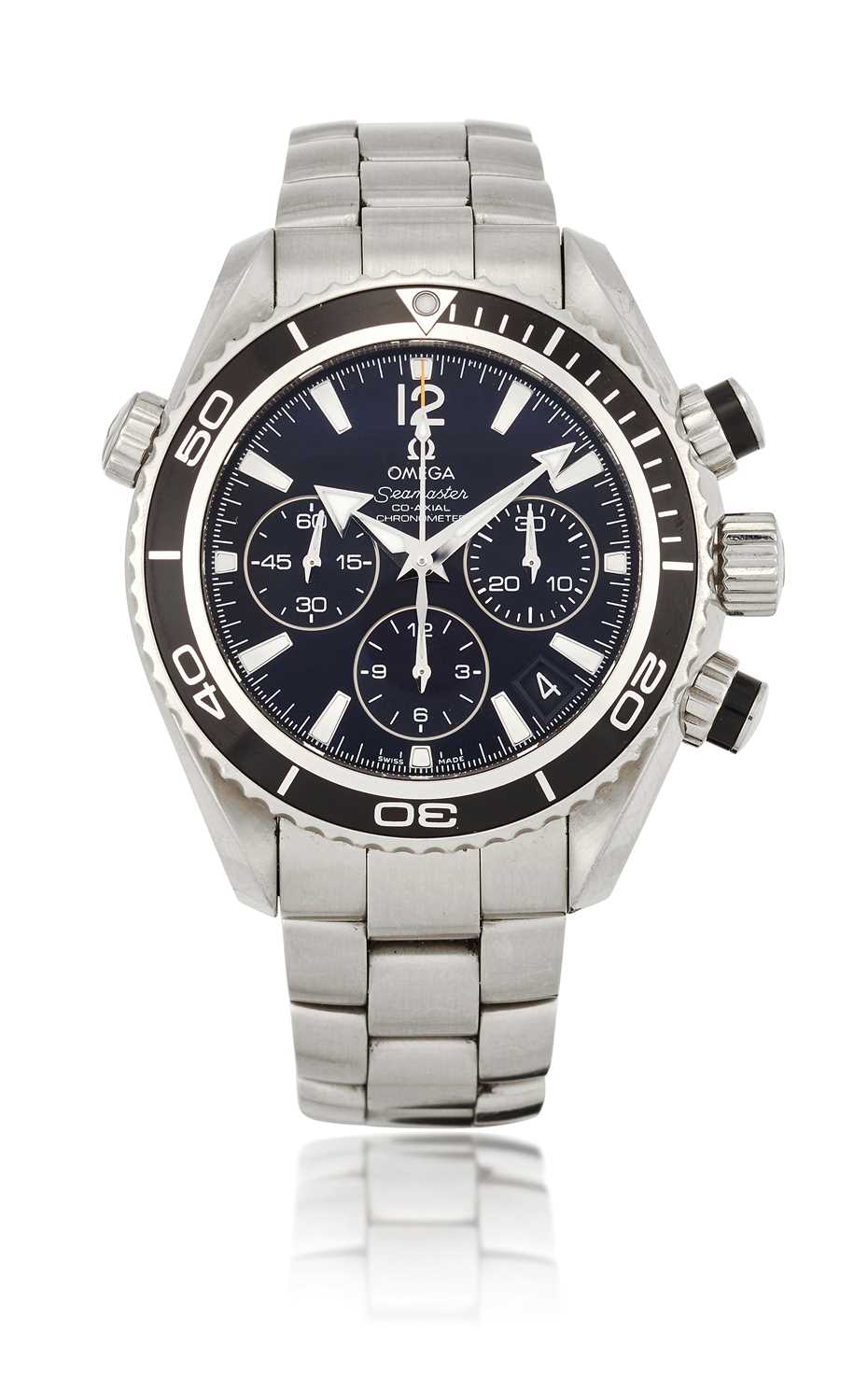 Lot 780 - AN OMEGA STEEL 38MM PLANET OCEAN CHRONOGRAPH WATCH