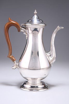 Lot 152 - AN ELIZABETH II SILVER COFFEE POT