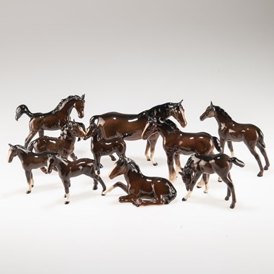 Lot 530 - A GROUP OF BAY BESWICK AND ROYAL DOULTON EQUINE MODELS