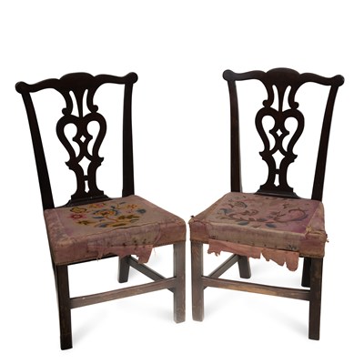 Lot 1365 - A PAIR OF SCOTTISH VERNACULAR LABURNUM SIDE CHAIRS, MID-18TH CENTURY