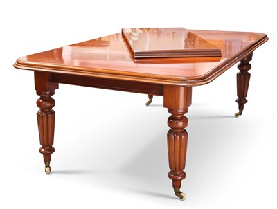 Lot 767 - A VICTORIAN MAHOGANY WIND-OUT EXTENDING DINING TABLE