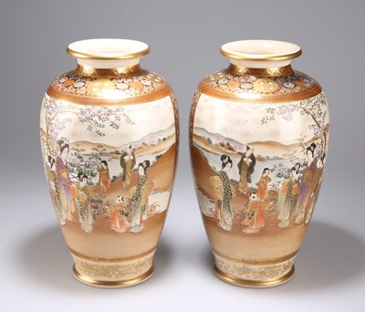 Lot 621 - A PAIR OF JAPANESE MEIJI PERIOD SATSUMA VASES