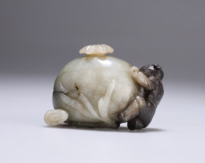 Lot 675 - A CHINESE JADE CARVING