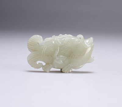 Lot 632 - A CHINESE JADE FISH PENDANT