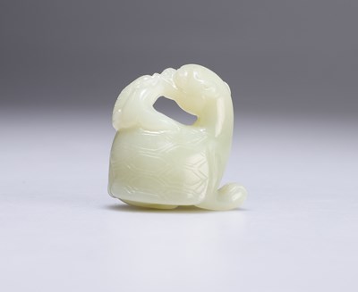 Lot 638 - A CHINESE JADE CARVING