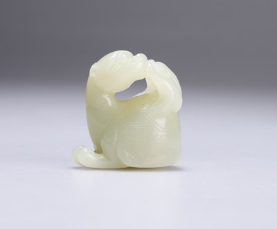 Lot 638 - A CHINESE JADE CARVING