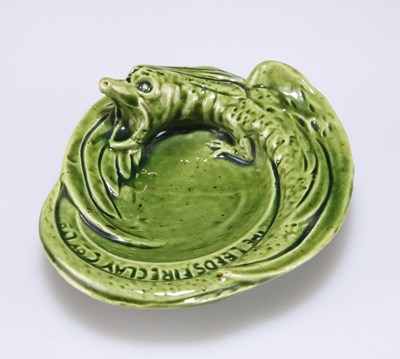 Lot 564 - LEEDS FIRECLAY COMPANY: A BURMANTOFTS FAÏENCE ADVERTISING DISH