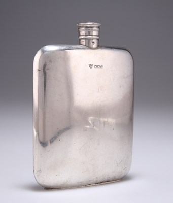 Lot 258 - A GEORGE VI SILVER HIP FLASK