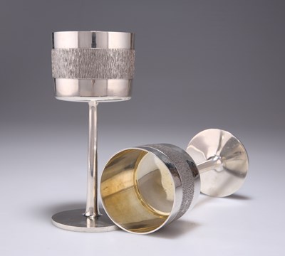 Lot 151 - A PAIR OF ELIZABETH II SILVER GOBLETS