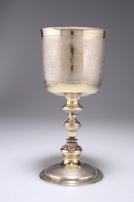 Lot 160 - A GEORGE V SILVER-GILT REPLICA OF THE RIDGES CUP