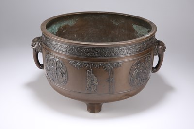 Lot 624 - A CHINESE BRONZE JARDINIÈRE, CIRCA 1900