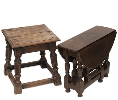 Lot 1318 - A GROUP OF VICTORIAN AND LATER FURNITURE