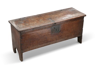 Lot 752 - A 17TH CENTURY OAK SIX-PLANK CHEST